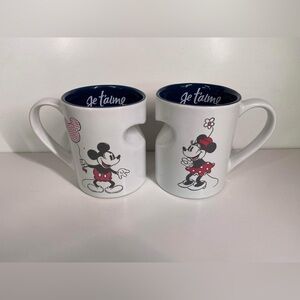 Disney Parks Mickey & Minnie Mouse XOXO Heart Je T’aime Mug Set Of 2